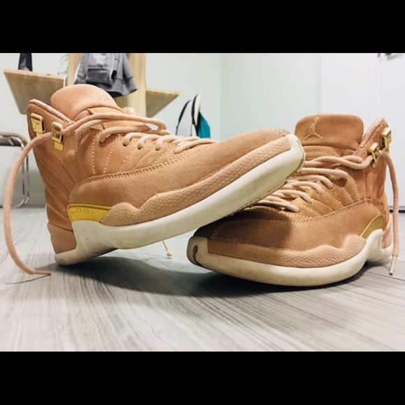 Jordan Retro 12s Tan and Gold 🔥💛 - Picture 3 of 5